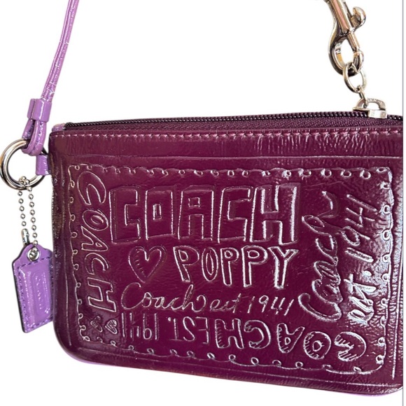 COACH Poppy Wristlet - Picture 6 of 9